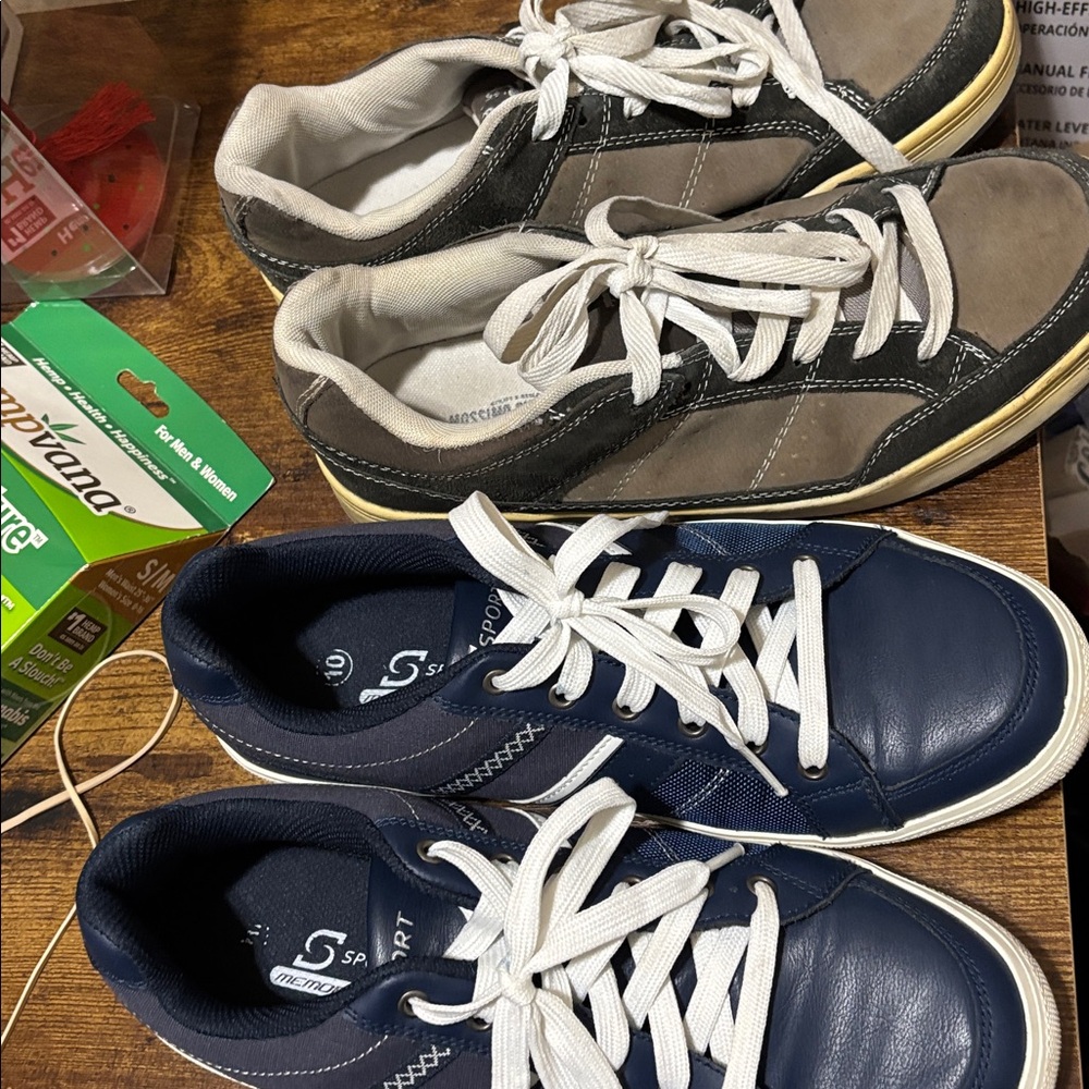 Men’s used gently worn sneakers, blue lace ups sz 10. Only blue pr 4 sell, - Picture 8 of 8
